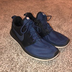Navy Blue Nike’s